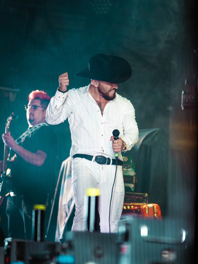 553252739_769804882481207_94170176369869437_n